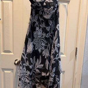 White House Black Market Monochrome Floral Dress